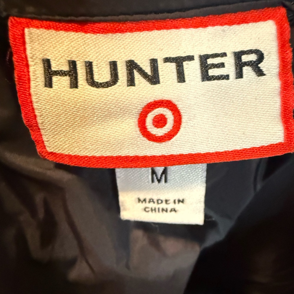 Hunter Black Nylon Windbreaker Sleeveless Dress with Red Zipper & Packable Hood - Picture 9 of 9